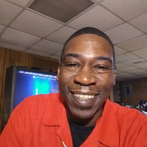 Meet your Posher, Derek